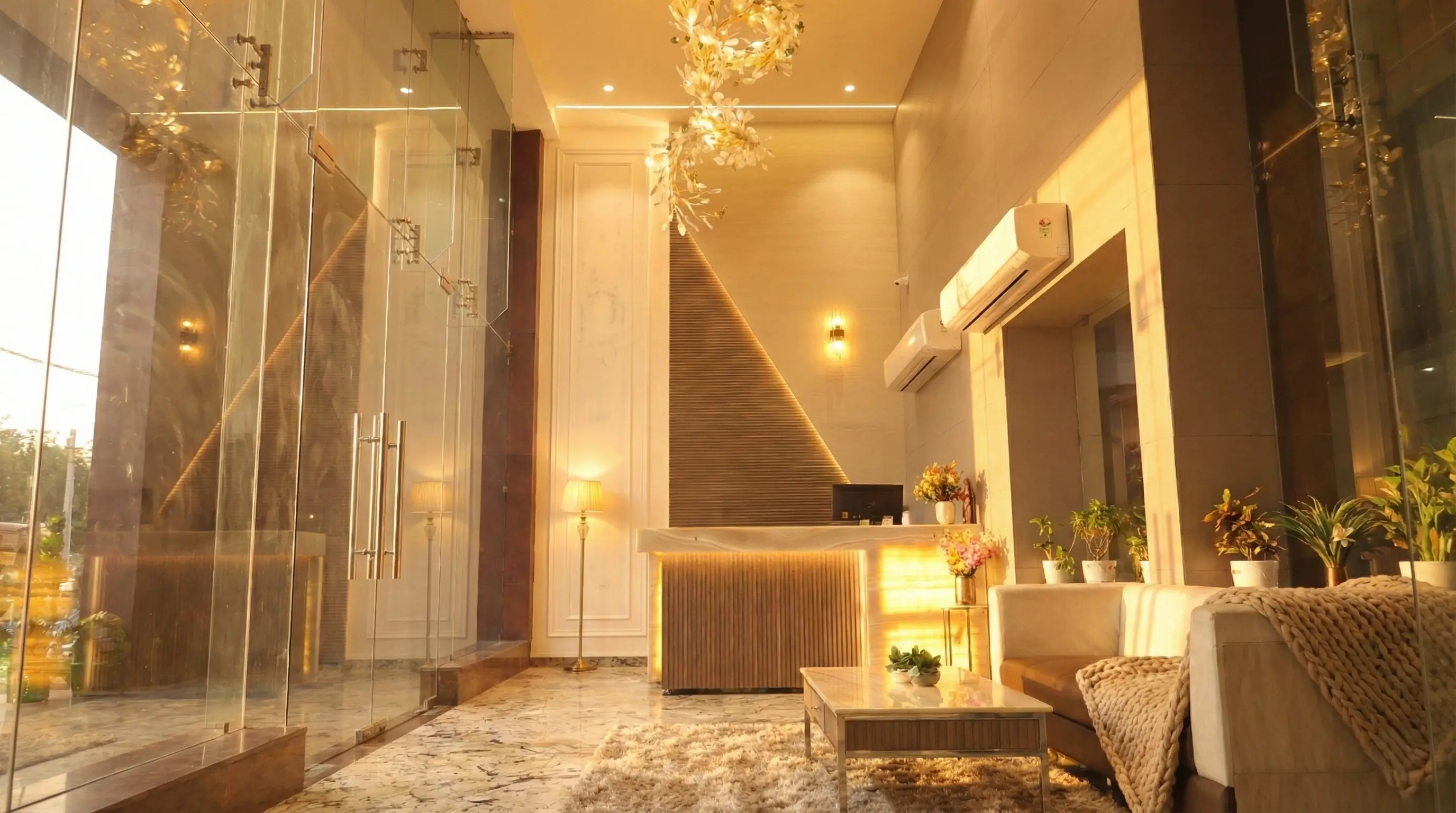 Luxury Hotel Reception in Kanpur