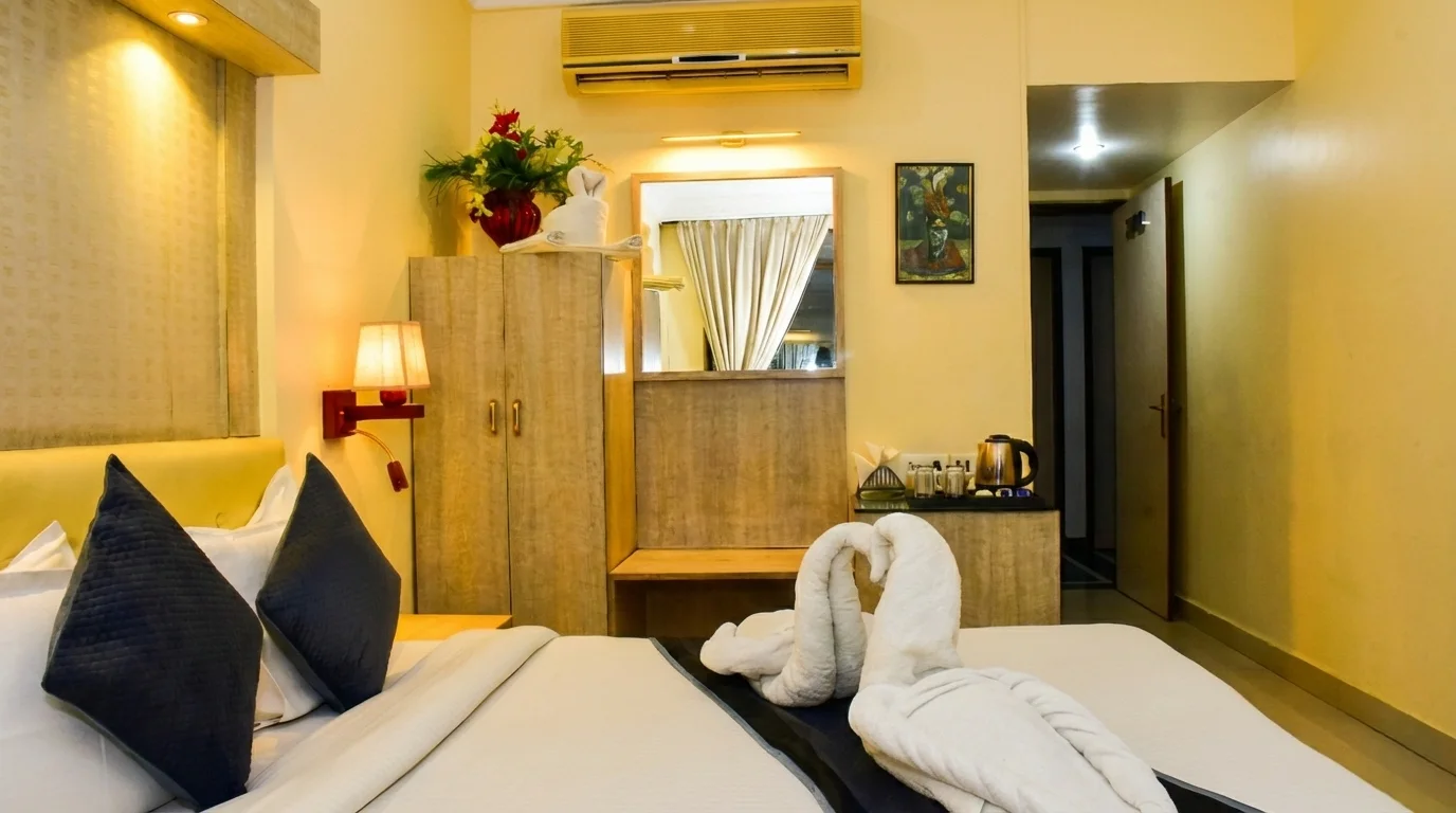 Luxury Hotel Bedroom